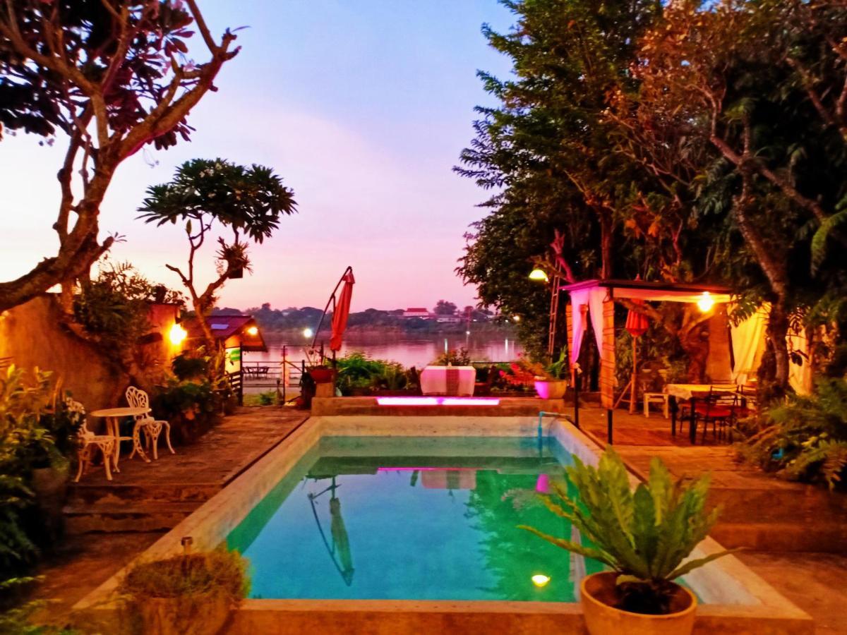 נונג קאי Sofa Gallery Hotel מראה חיצוני תמונה